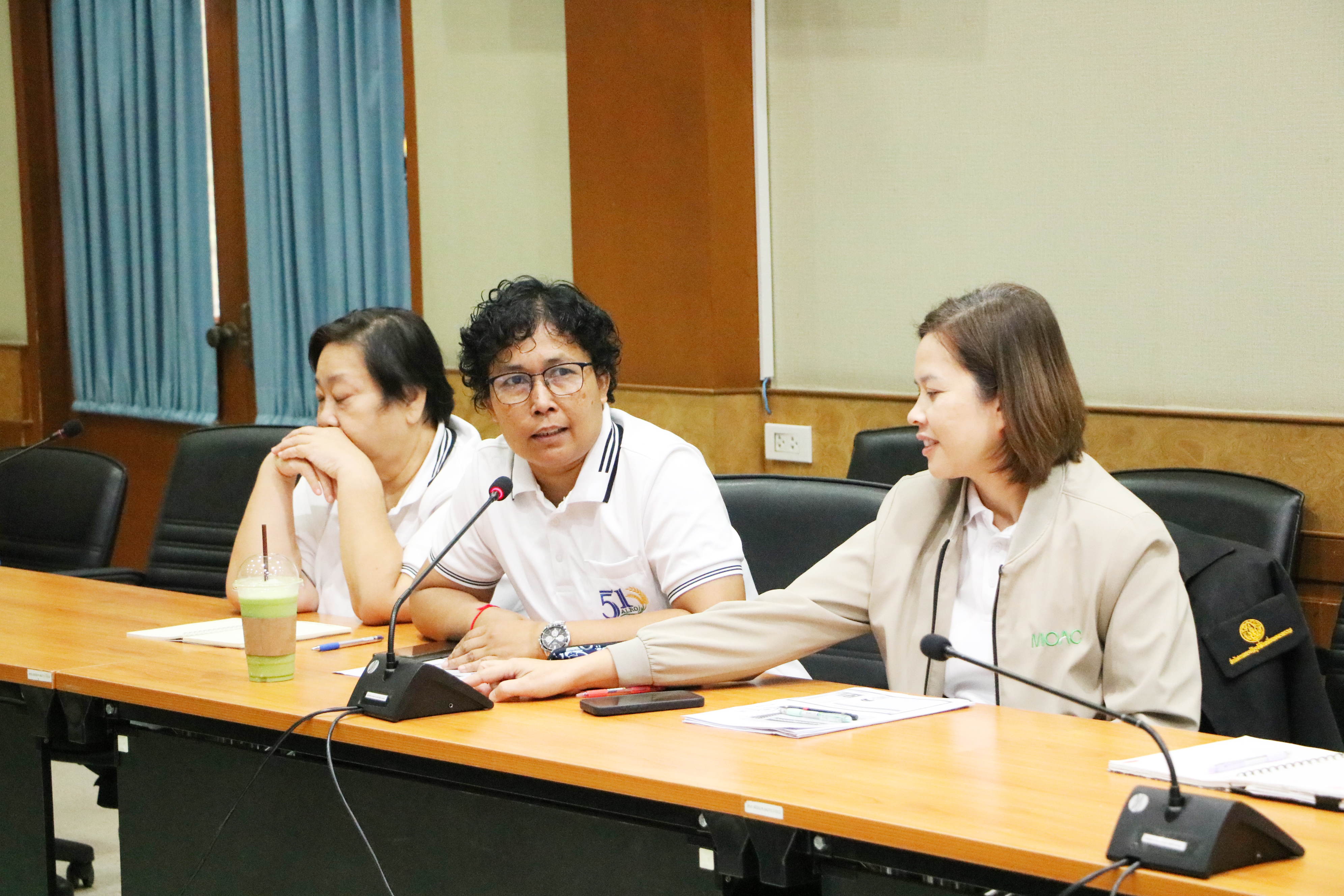 title - รองเลขาธิการ ส.ป.ก. มอบนโยบายนโยบายการดำเนินงานแก่สำนักบริหารกองทุน (สบท.)